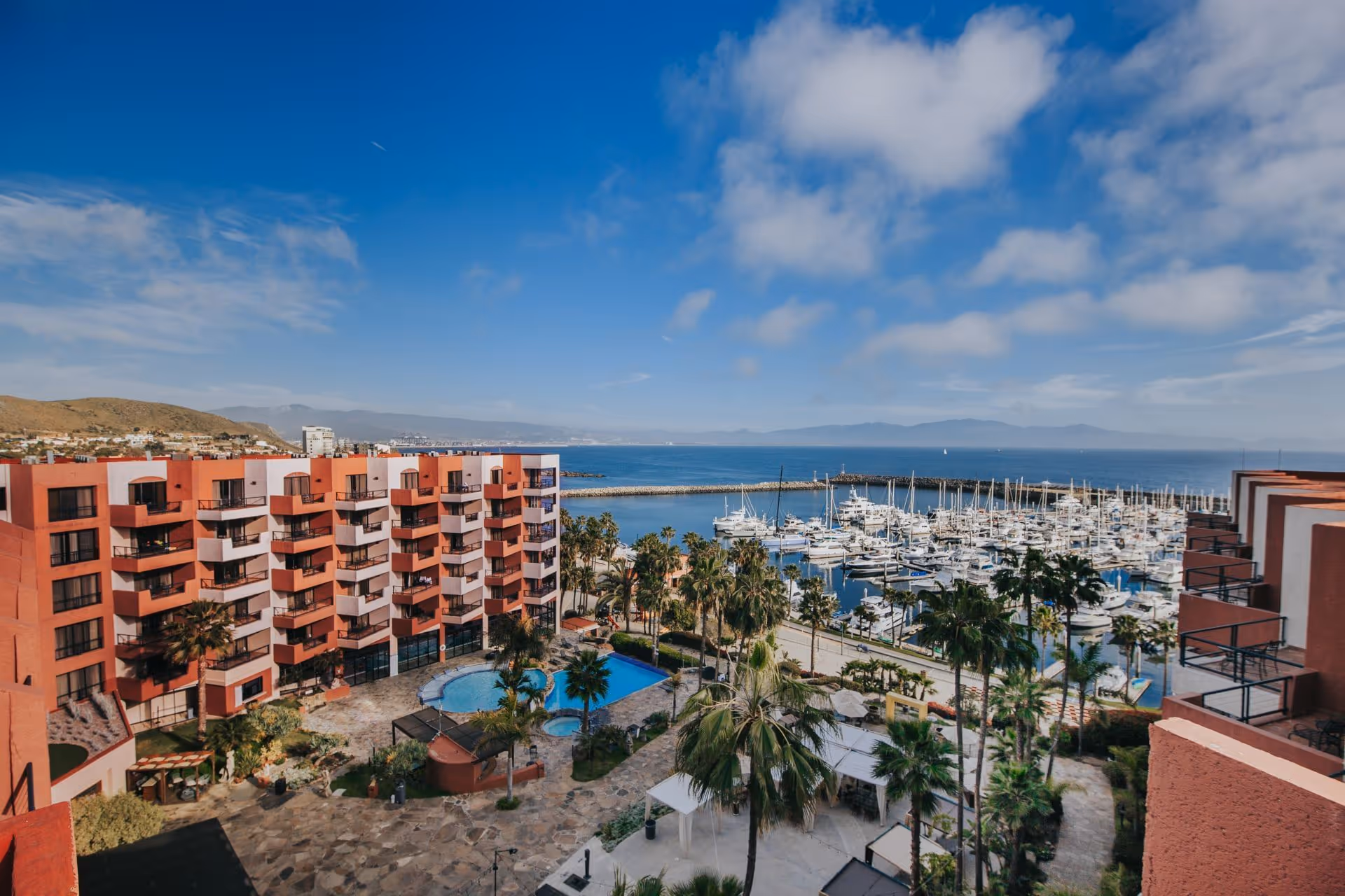 hotel-coral-&-marina-hotel-mexico-3-padel-courts-ensenada-property1.jpg