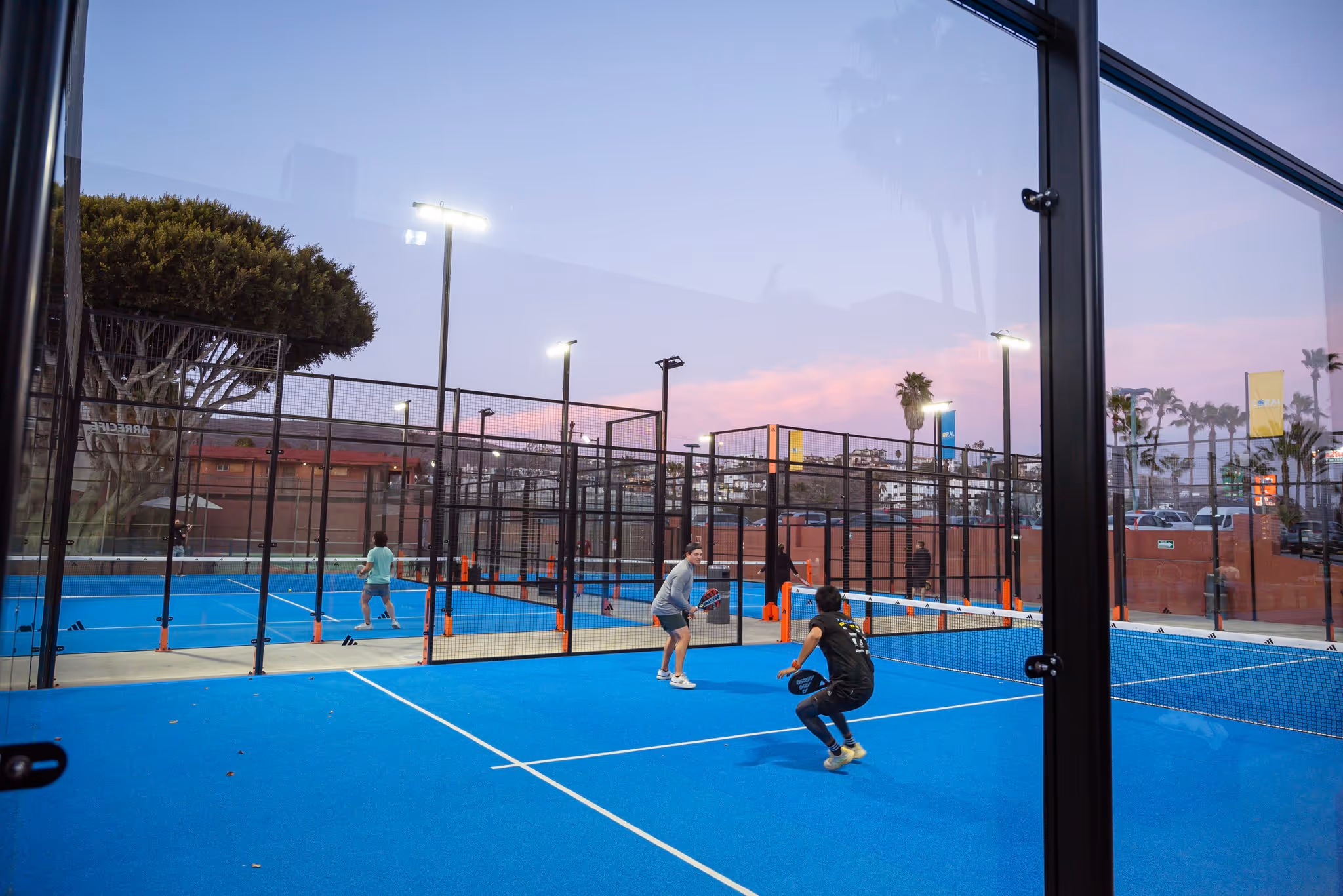 hotel-coral-&-marina-hotel-mexico-3-padel-courts-ensenada-court1.jpg