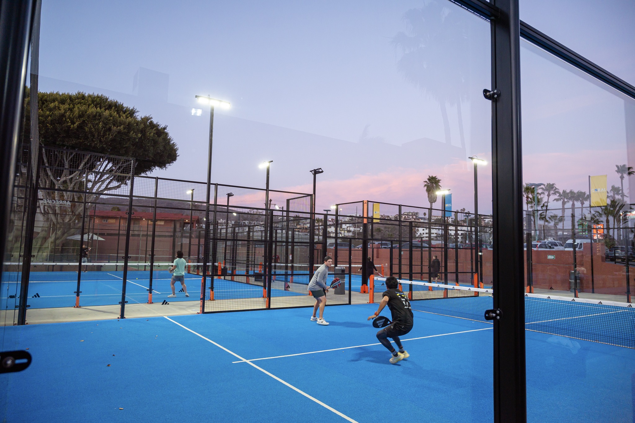 hotel-coral-&-marina-hotel-mexico-3-padel-courts-ensenada-court1.jpg