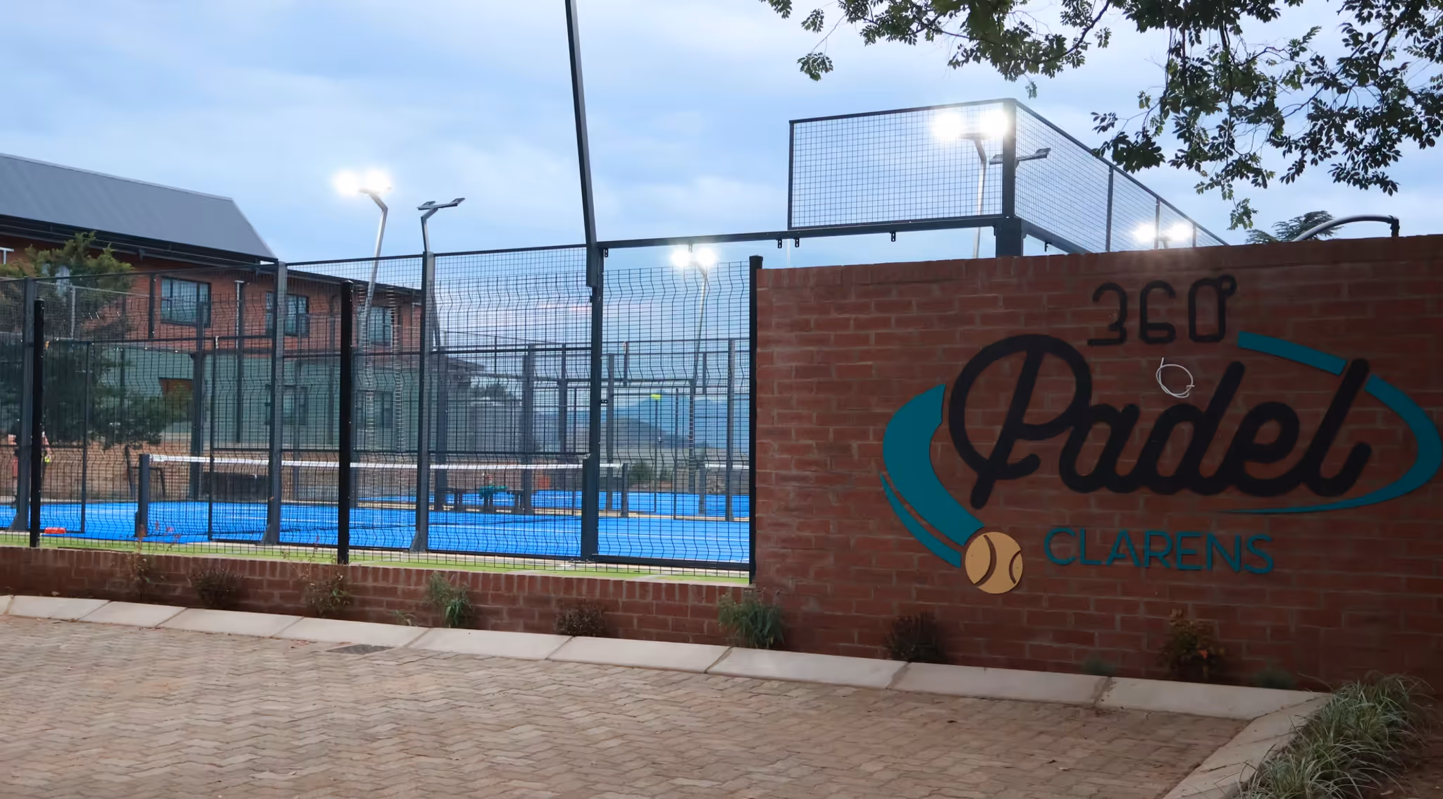 360CountryHotel-SouthAfrica-2-FreeState-hero.png