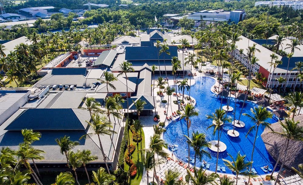 BarcelóBávaroBeach-DominicanRepublic-2-PuntaCana-property2.jpg