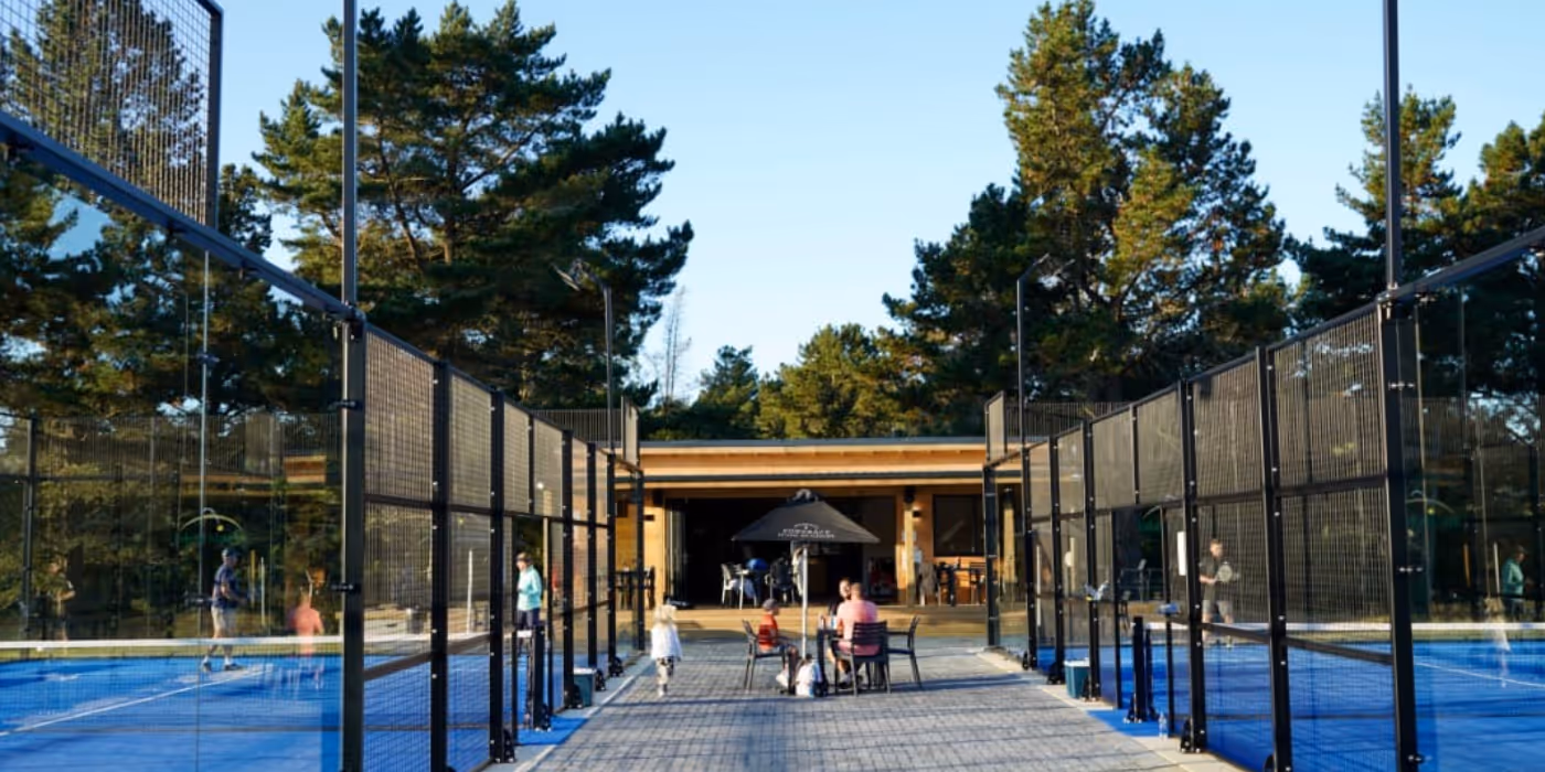 SimolaHotelCountryClub&Spa-SouthAfrica-2-WesternCape-court3.png