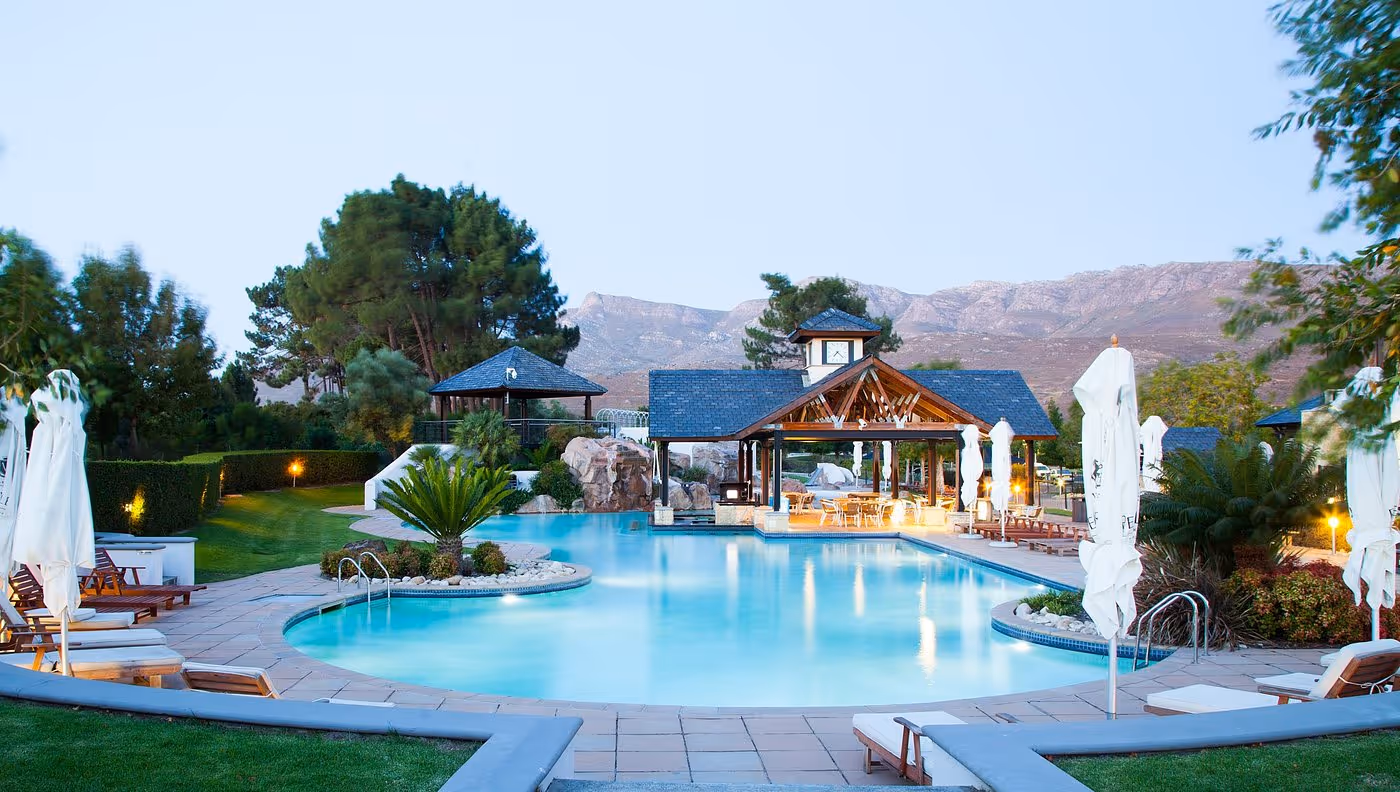 PearlValleyHotel-SouthAfrica-2-WesternCape-property2.jpg