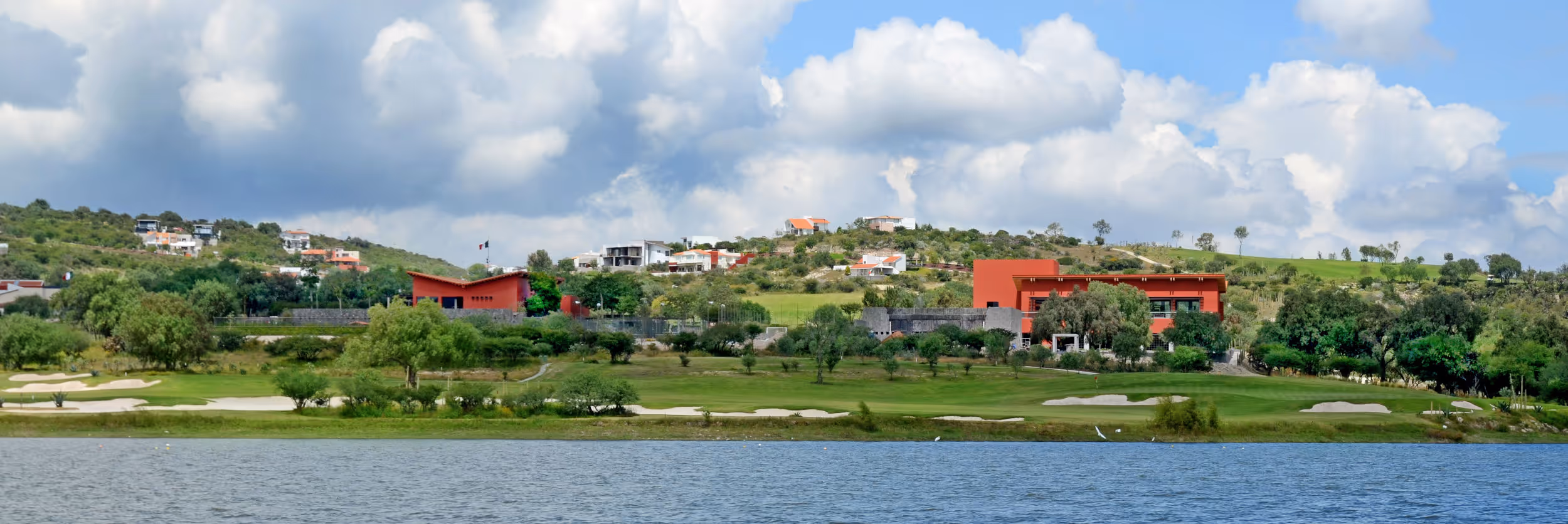 amanali-country-club-&-nautica-mexico-2-padel-courts-tepeji-del-río-hidalgo-property1.jpg