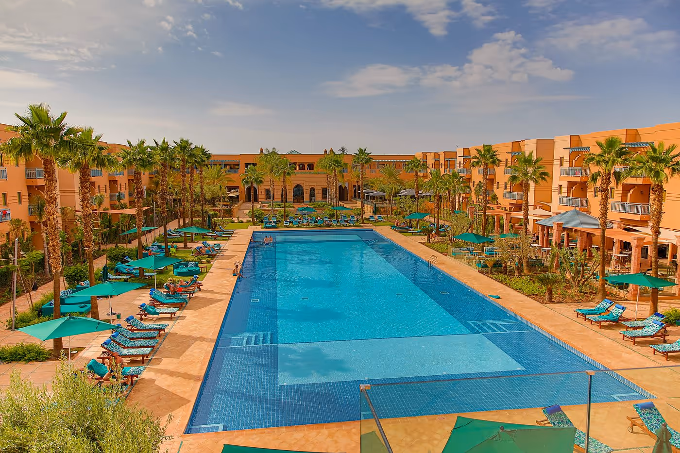 jaal-riad-resort-marrakech-morocco-2-padel-courts-marrakech-property2.jpg