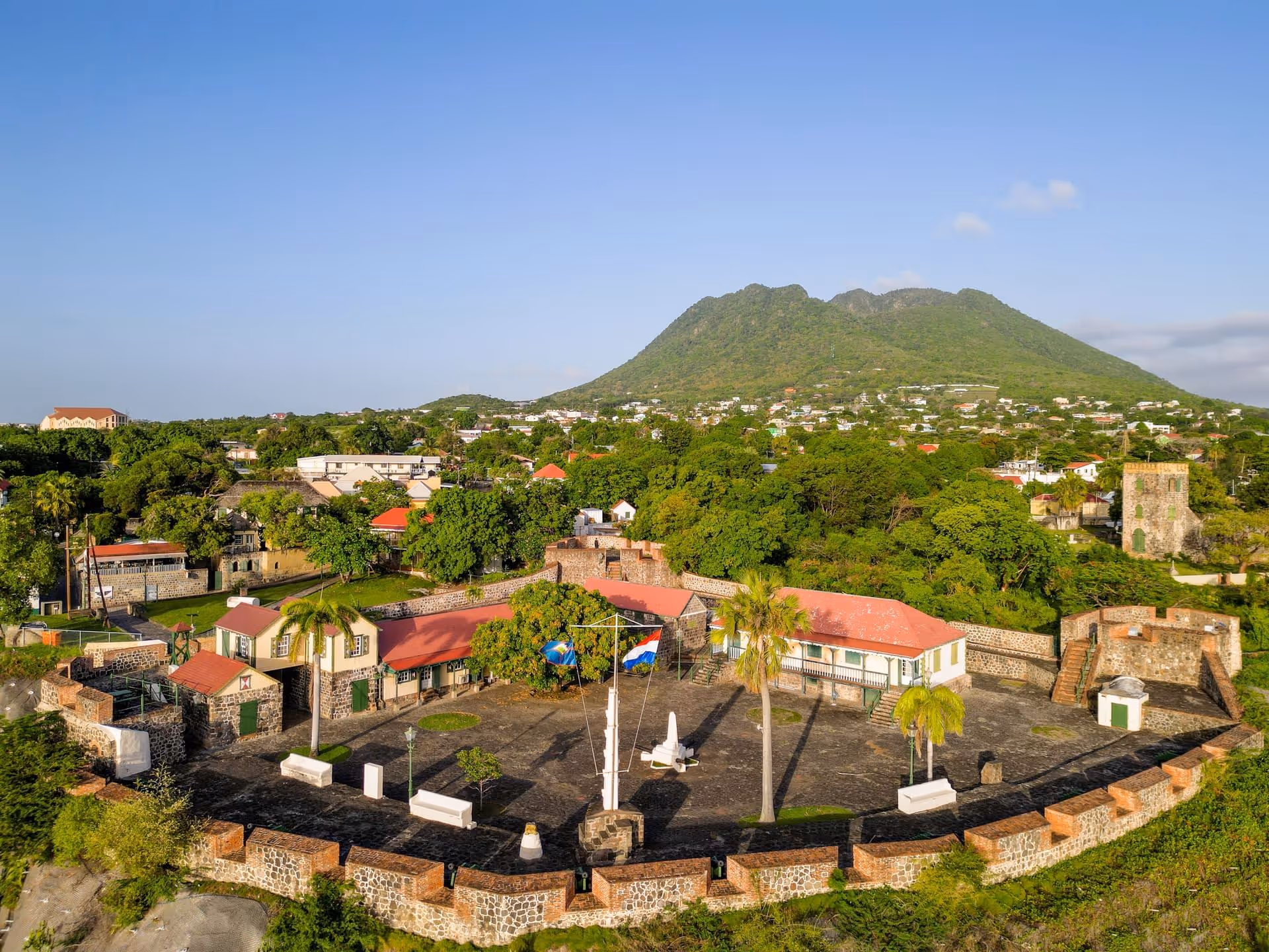 golden-rock-dive-and-nature-resort--1-padel-courts-dutch-caribbean-property1.jpg