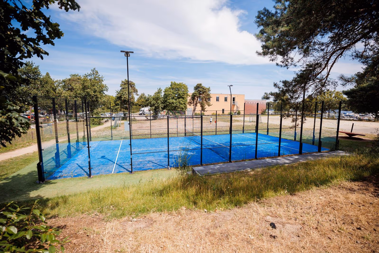 marina-resort-well-netherlands-1-padel-courts-well-court3.jpg