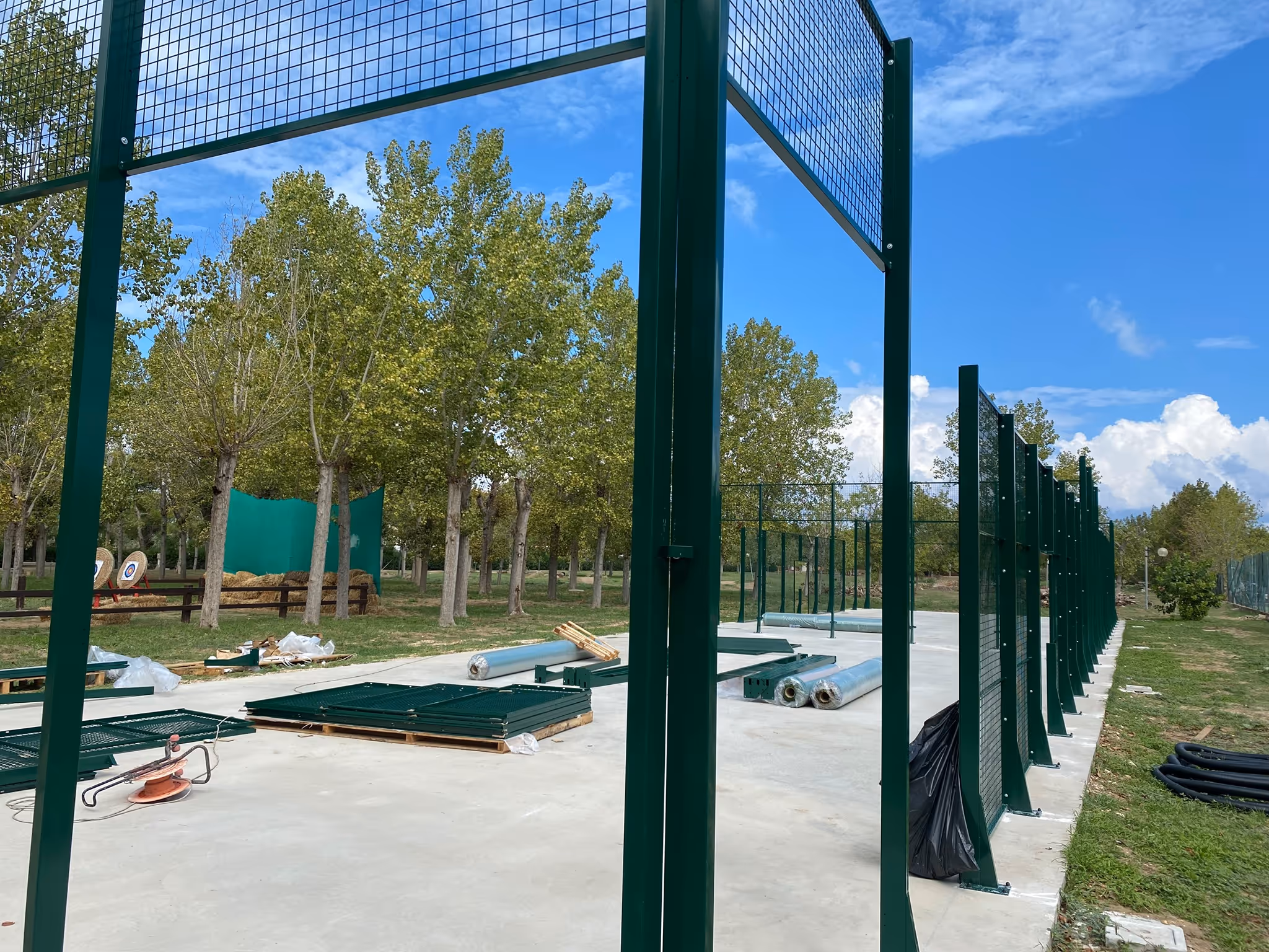 VillaggioAlbatros-Italy-2-Lesina-court1.jpg