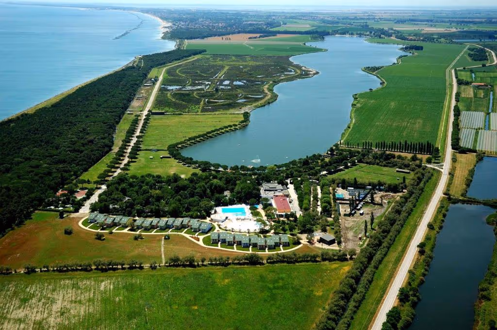 ClubVillage&HotelSpiaggiaRomea-Italy-2-LidodiNazioni-property1.jpg