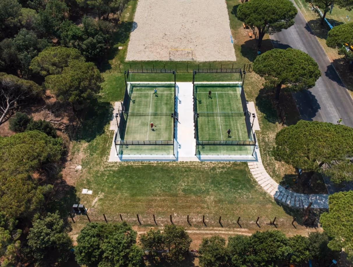 ClubVillage&HotelSpiaggiaRomea-Italy-2-LidodiNazioni-hero.jpg