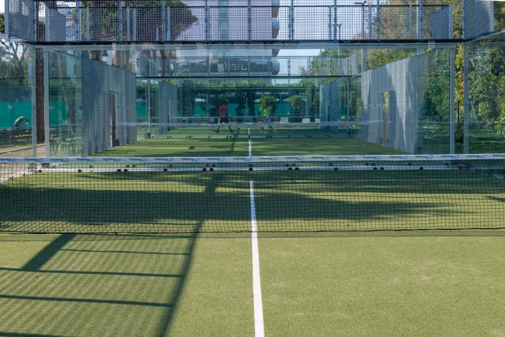 MarePinetaResort-Italy-3-MilanoMarittima-court2.jpg