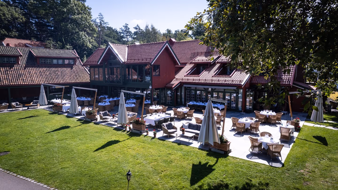 engø-gård-hotel-&-restaurant-norway-1-padel-courts-tjøme-property1.jpg