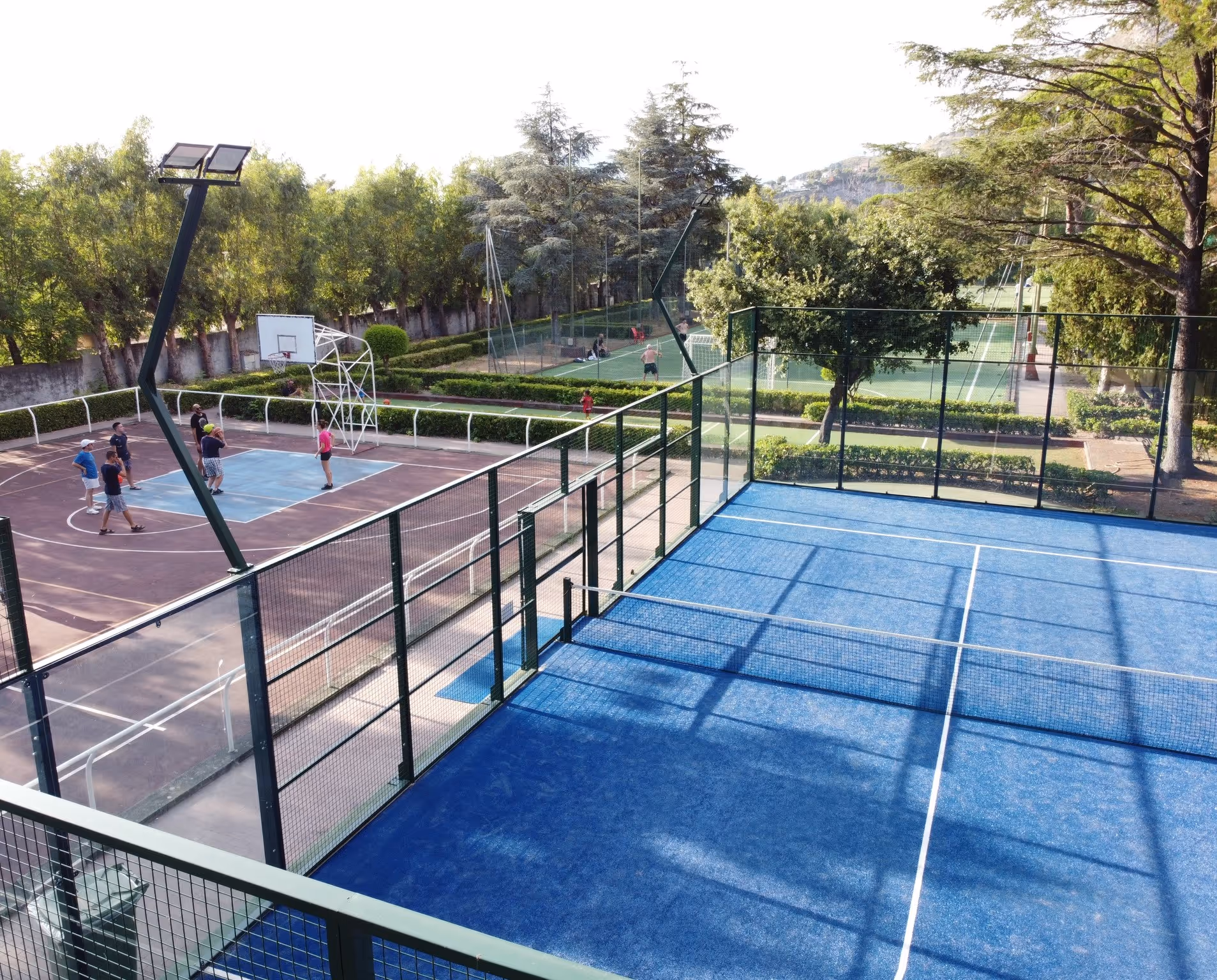LaMantineraPraiaaMare-Italy-1-PraiaaMare-court1.jpg