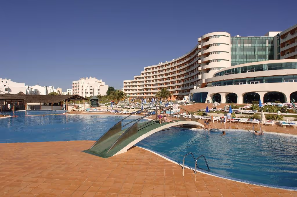 HotelApartamentoParaisoDeAlbufeira-Portugal-4-Albufeira-property2.jpg