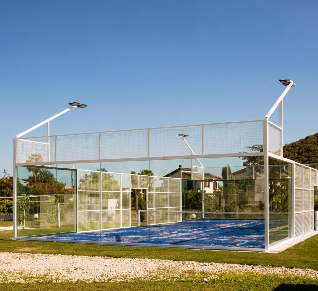 FemaleResort-Italy-1-SanFeliceCirceo-court2.jpg