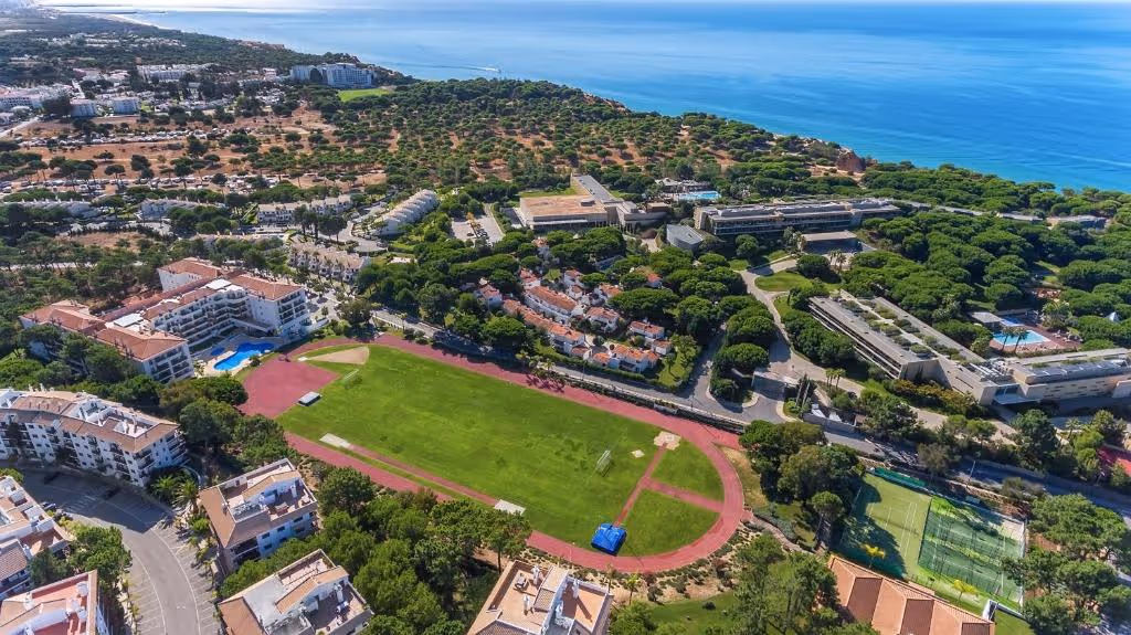APVictoriaSportsBeach-Portugal-2-Albufeira-property1.jpg