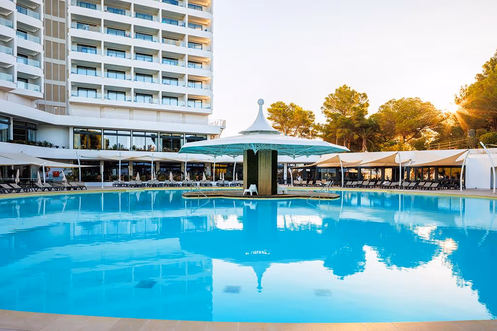 pestana-blue-alvor-beach-portugal-1-padel-courts-alvor-property2.jpg