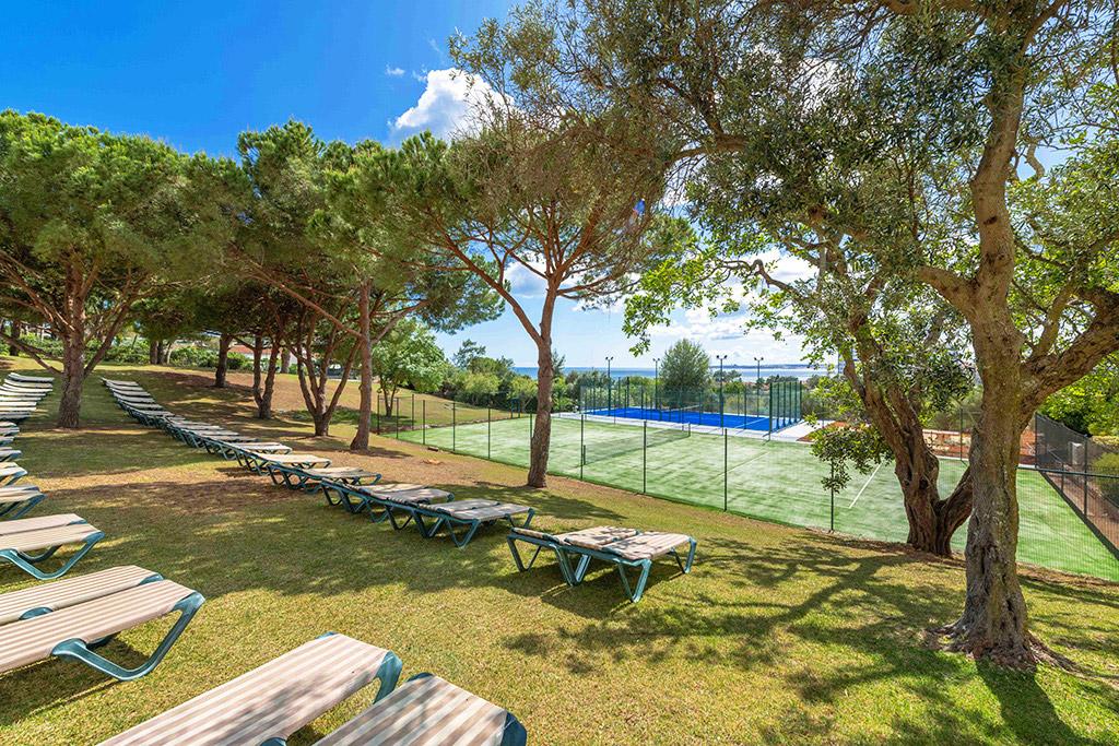 pestana-blue-alvor-beach-portugal-1-padel-courts-alvor-court1.jpg