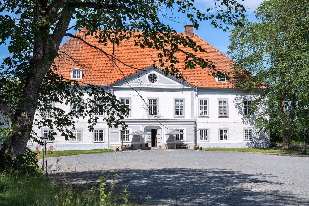 VästanåSlott-Sweden-1-Jönköping-property1.jpg