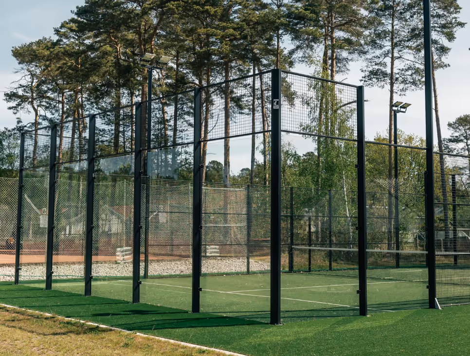 HälleviksHavsbad-Sweden-1-Blekinge-court2.png