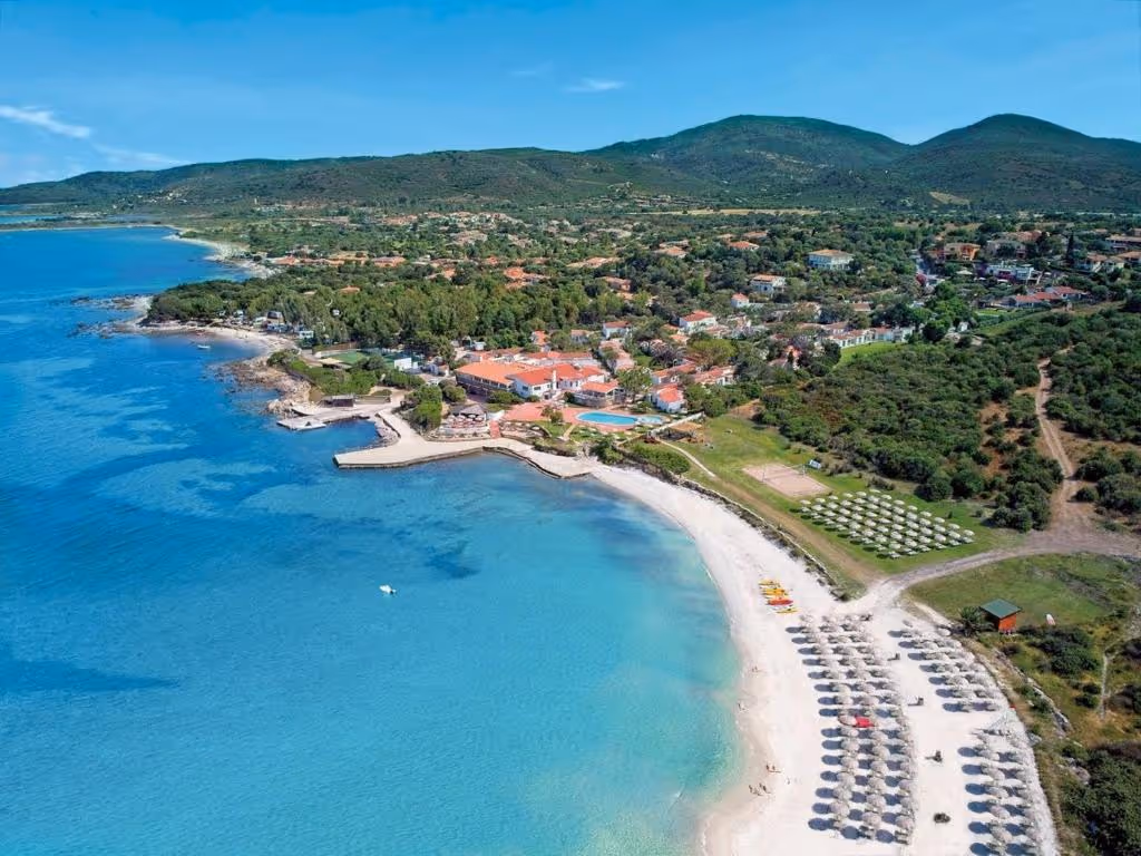 AmaseaResort-Italy-1-SanTeodoro-property1.jpg