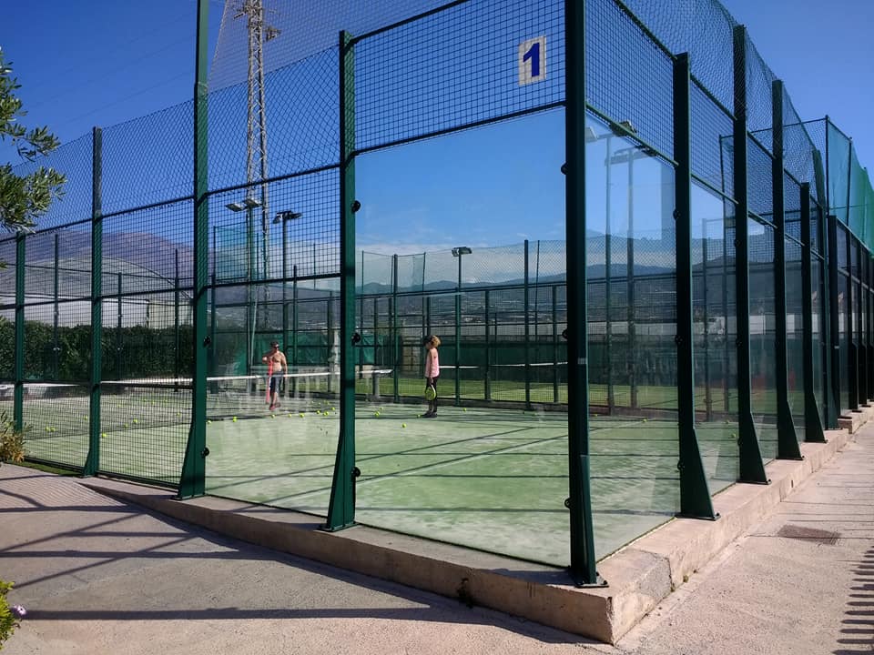 hotel-ibérico-spain-2-padel-courts-granada-court2.jpg