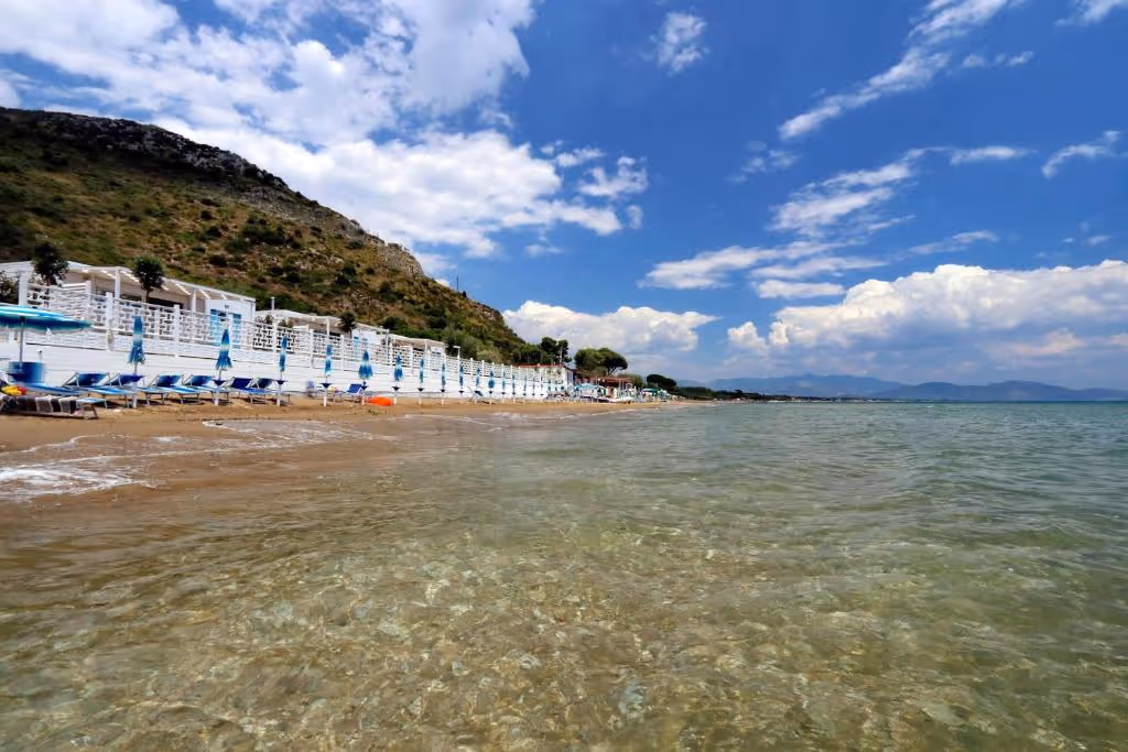 LePalmeFamilyBeachVillage-Italy-2-Terracina-property2.jpg