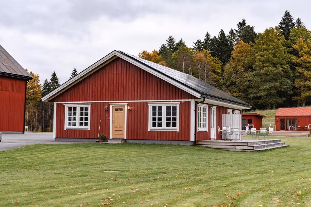 OllestadGård-Sweden-1-VästraGötaland-property1.jpg