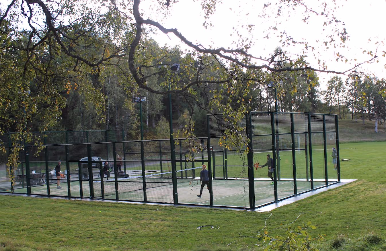 OllestadGård-Sweden-1-VästraGötaland-court1.png