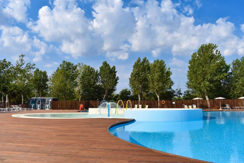 ClubdelSoleRiminiFamilyResort-Italy-3-Viserba-property2.jpg