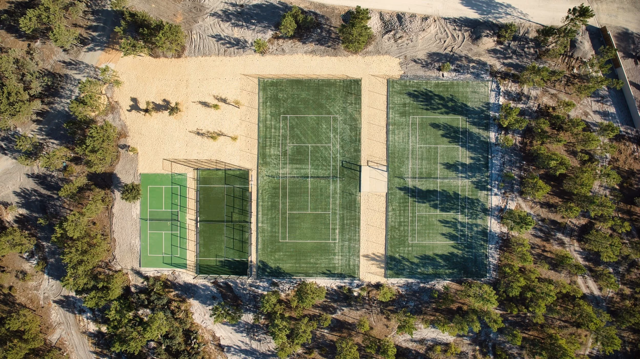spatia-comporta-portugal-1-padel-courts-grândola-hero.jpg