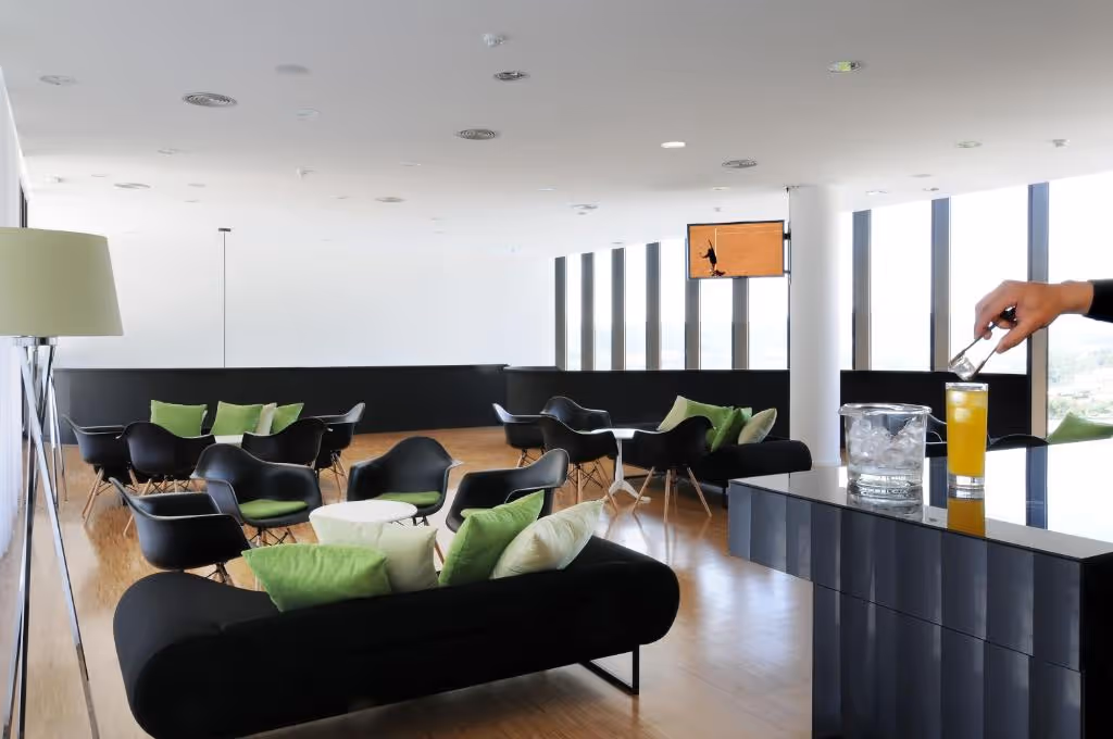open-village-sports-hotel-&-spa-club-portugal-12-padel-courts-guimarães-property2.jpg