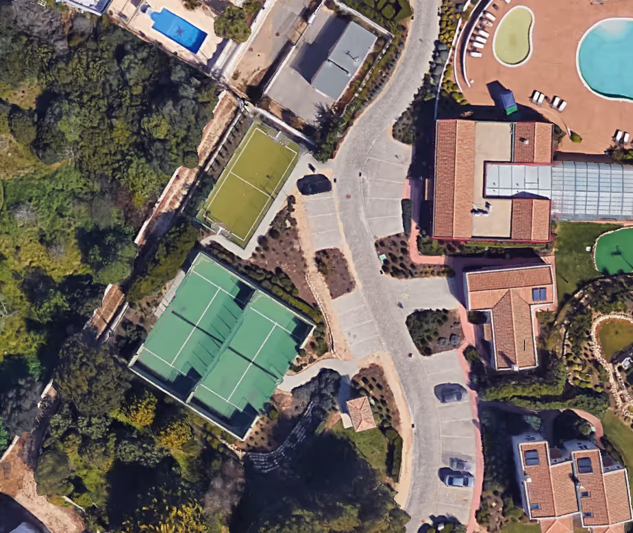 vale-da-lapa-village-resort-portugal-2-padel-courts-carvoeiro-court3.jpg