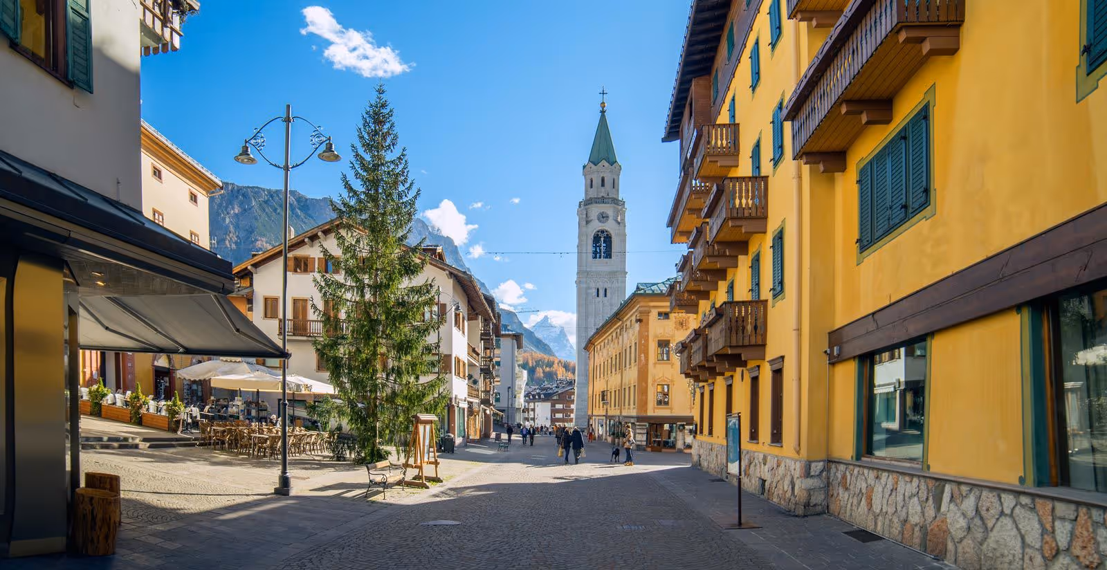 HoteldelaPoste-Italy-1-Cortinad’Ampezzo-property2.jpg