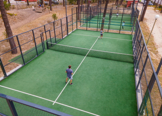 ohai-nazaré-outdoor-resort-portugal-2-padel-courts-nazaré-court1.jpg