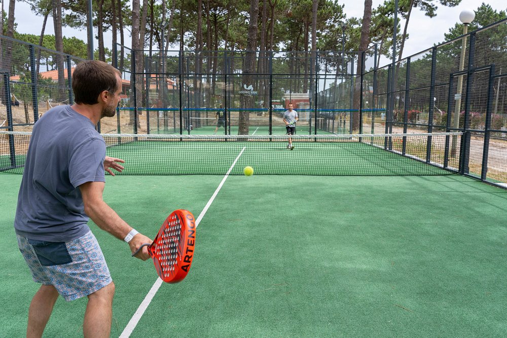 ohai-nazaré-outdoor-resort-portugal-2-padel-courts-nazaré-court2.jpg
