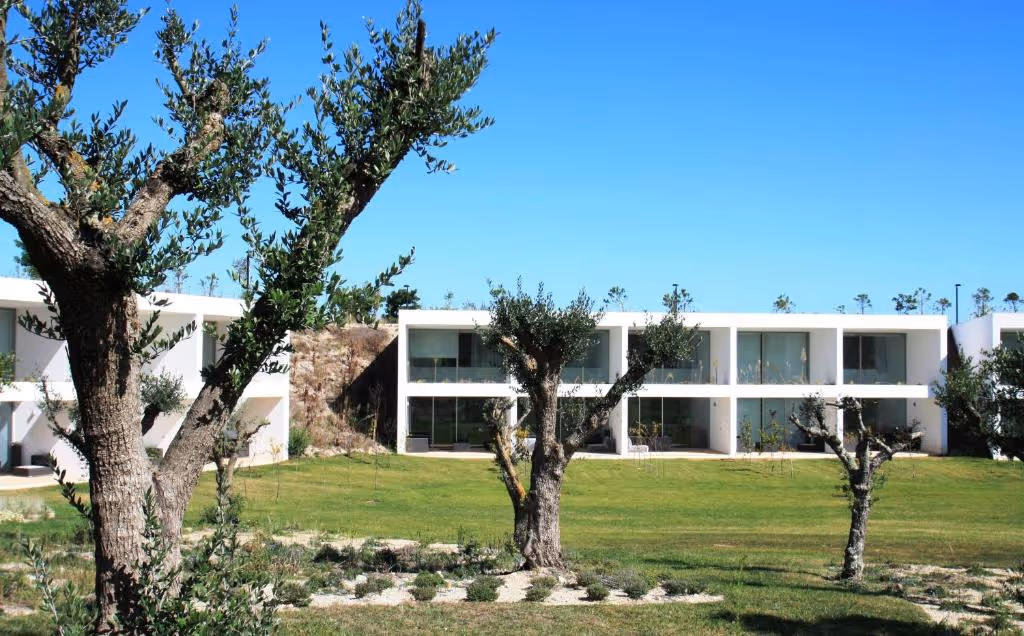 bom-sucesso-resort-portugal-2-padel-courts-óbidos-property2.jpg
