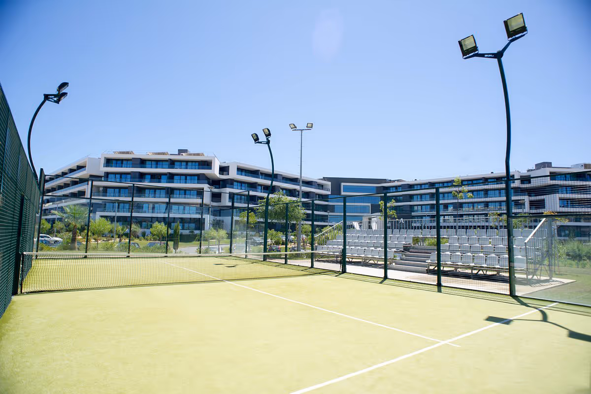 AlvorBaíaResortHotel-Portugal-2-Portimão-court3.jpg