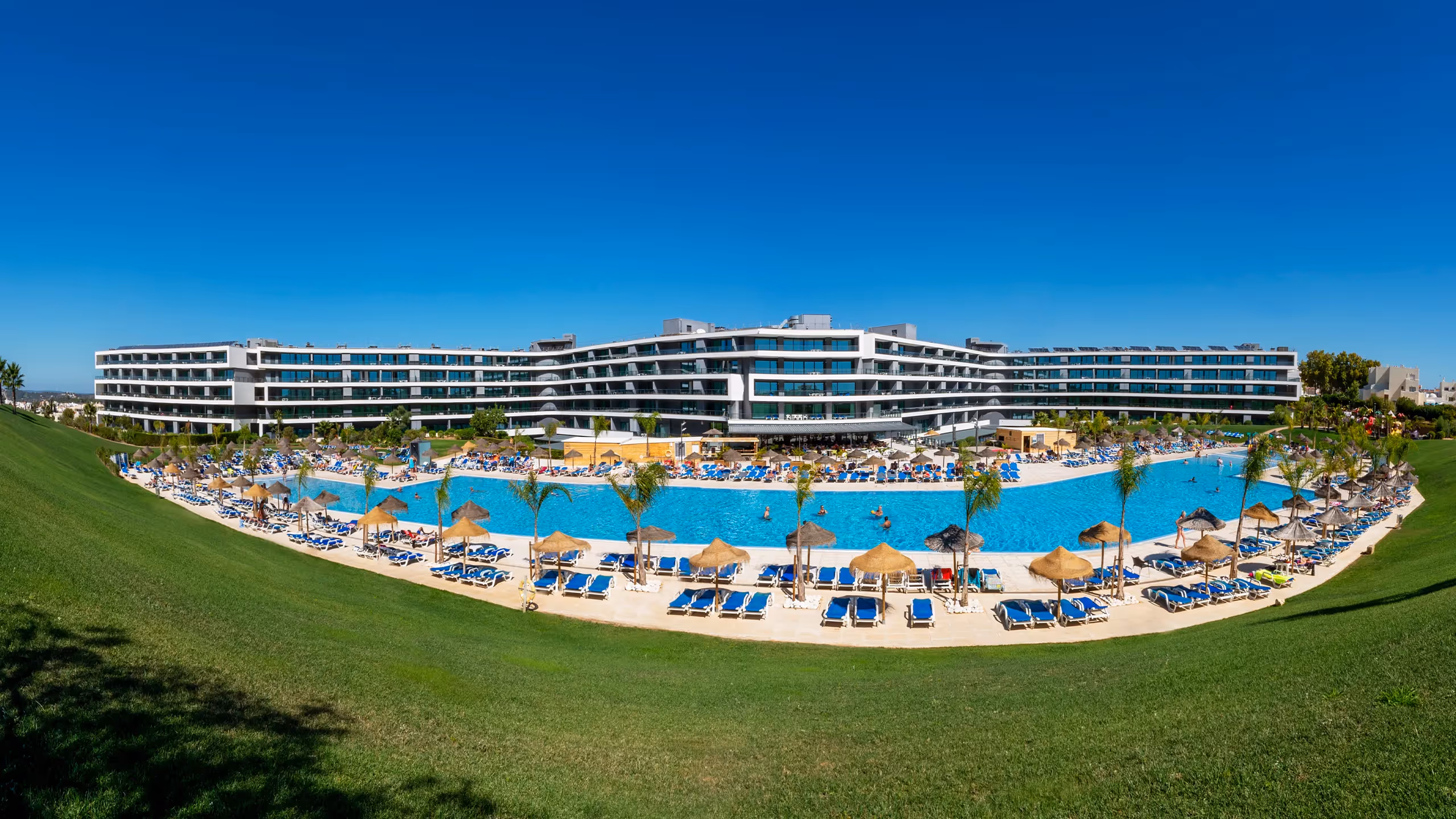 AlvorBaíaResortHotel-Portugal-2-Portimão-property1.jpg