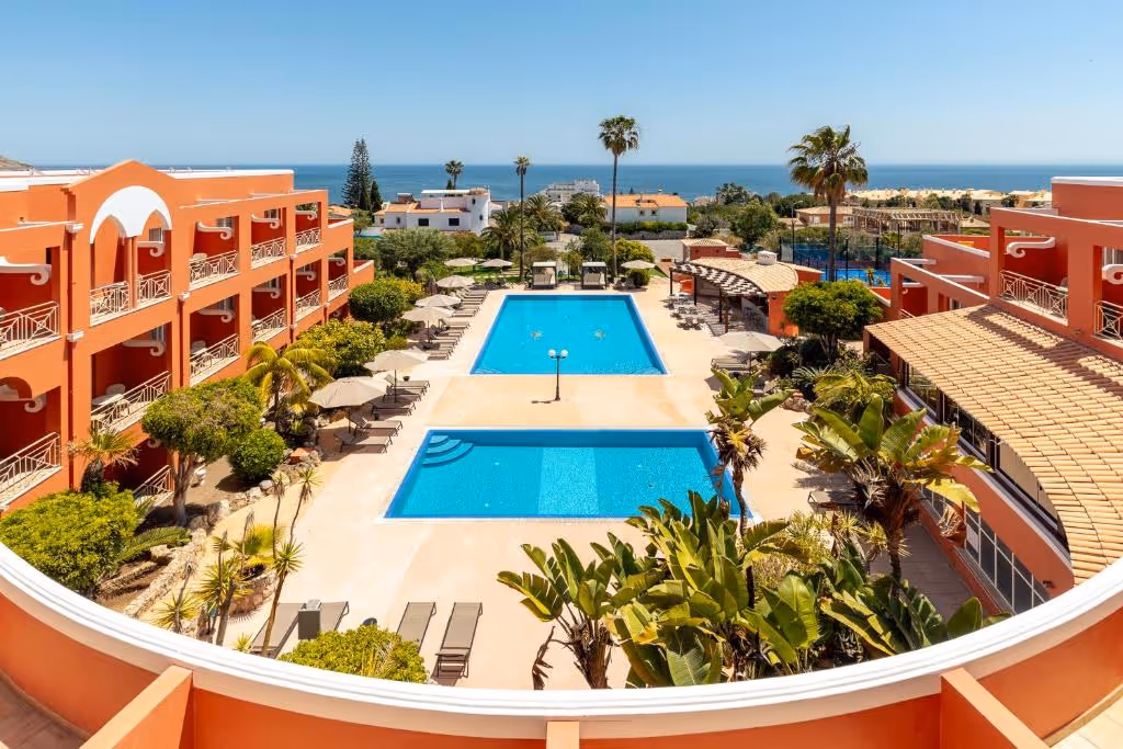 belavista-da-luz---wellness-&-lifestyle-hotel-portugal-1-padel-courts-praia-da-luz-property2.jpg