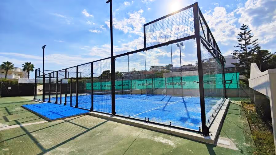 NicolausPrimeIlGabbiano-Italy-1-MarinadiPulsano-court1.jpg