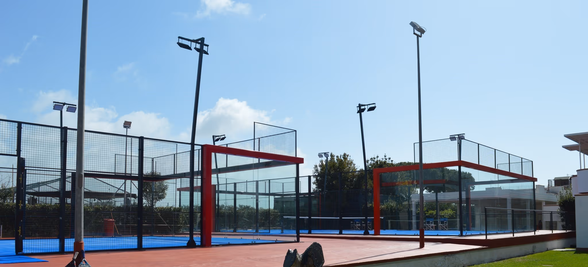 HotelKeyClub-Italy-2-MontaltodiCastro-court3.jpg