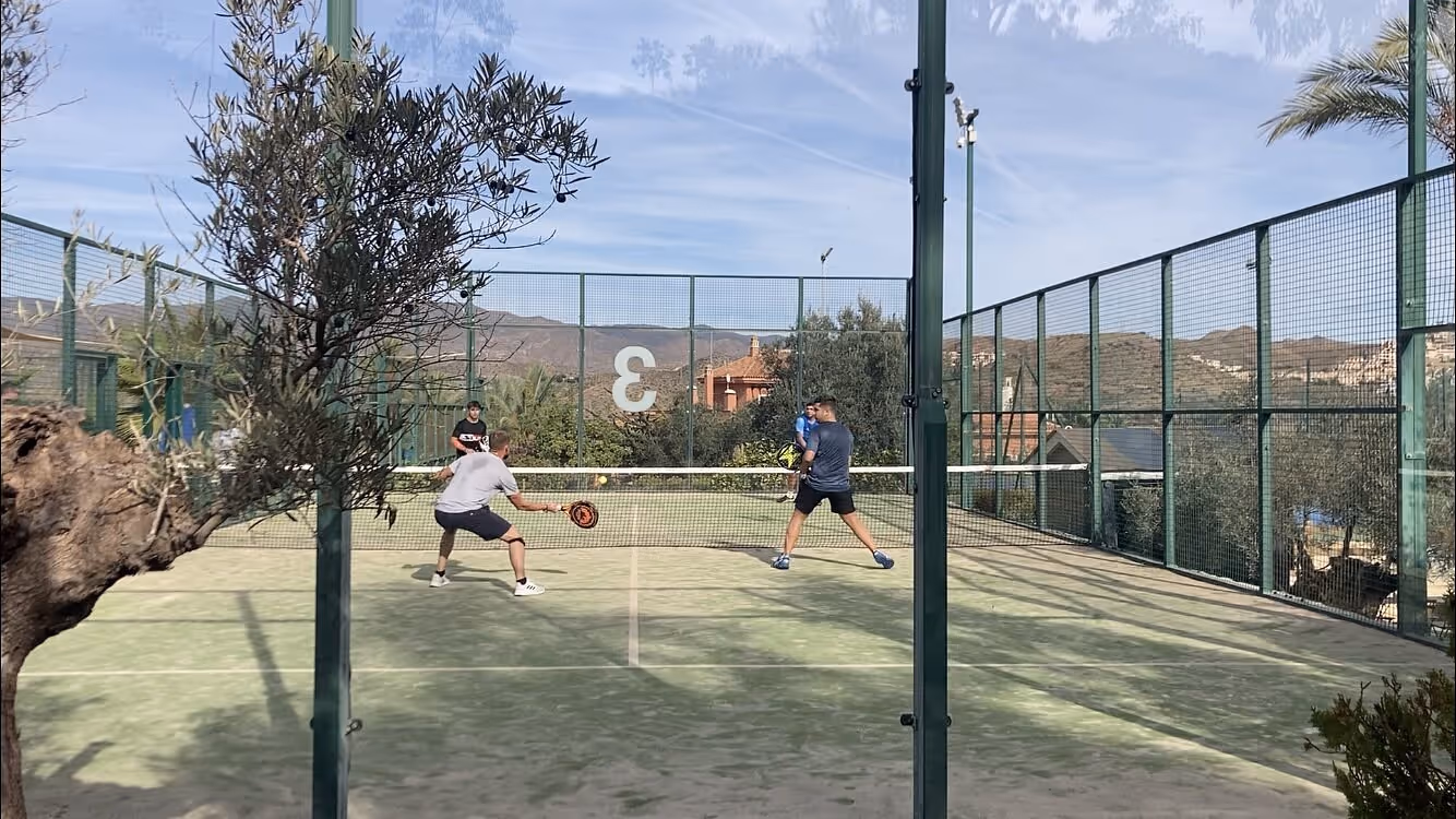 HostelÁguilasIslaDelFraile-Spain-4-Murcia-court3.jpg