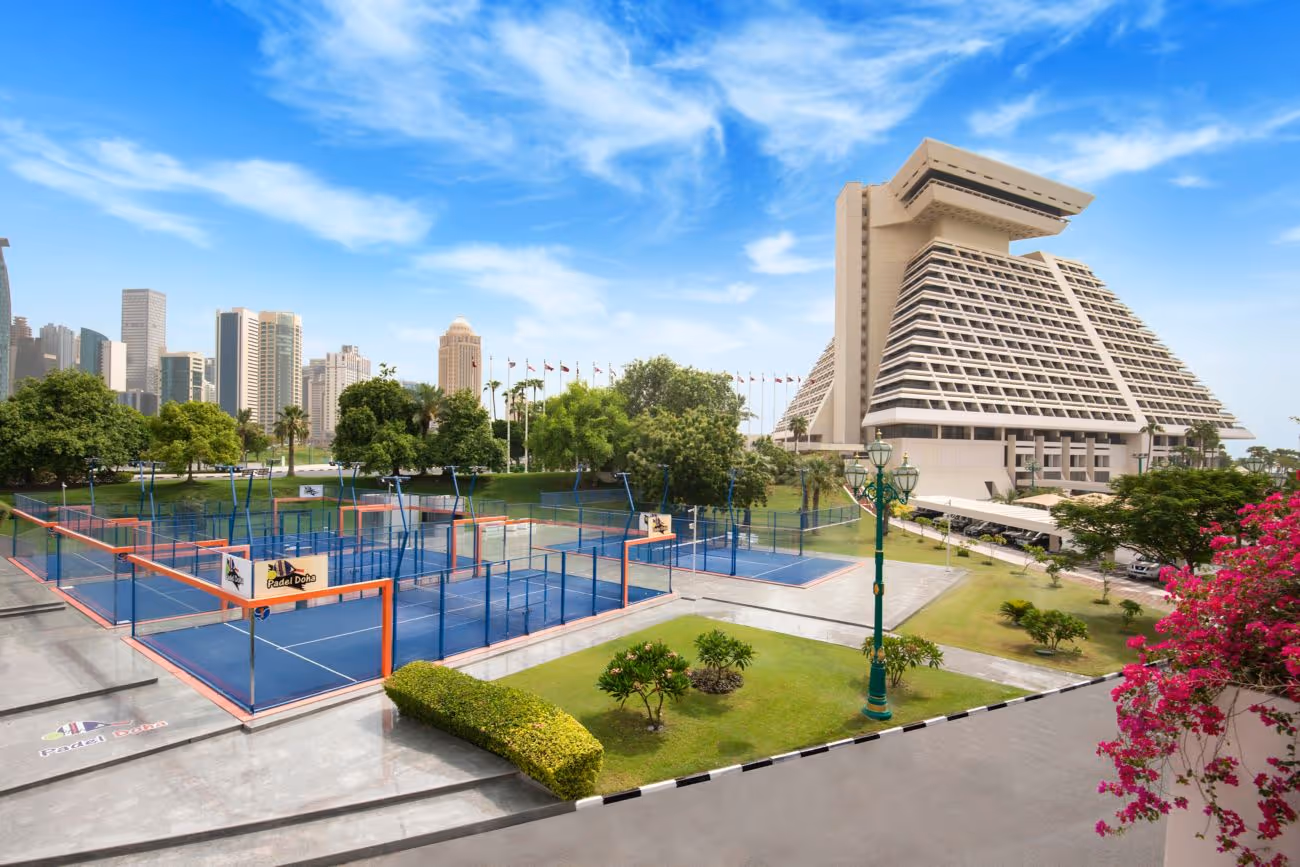 sheraton-grand-doha-resort-&-convention-hotel-qatar-7-padel-courts-doha-hero.jpeg