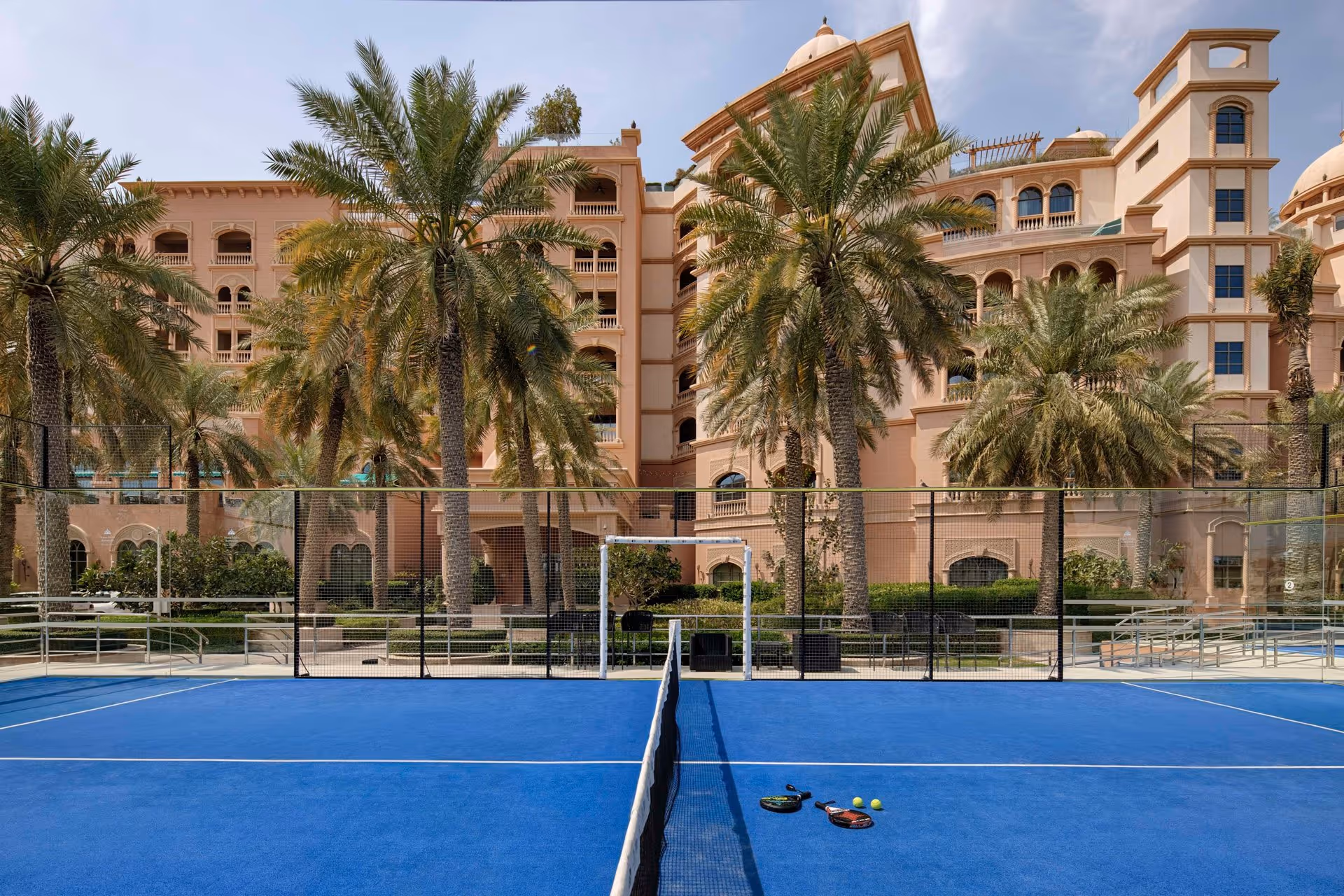 marsa-malaz-kempinski,-the-pearl-qatar-2-padel-courts-doha-court3.jpg