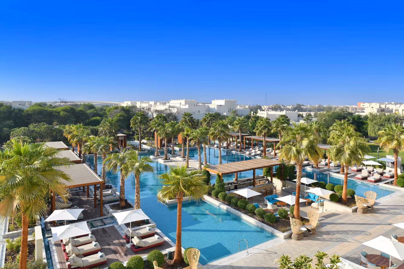 al-messila,-a-luxury-collection-resort-&-spa,-doha-qatar-3-padel-courts-doha-property2.jpg