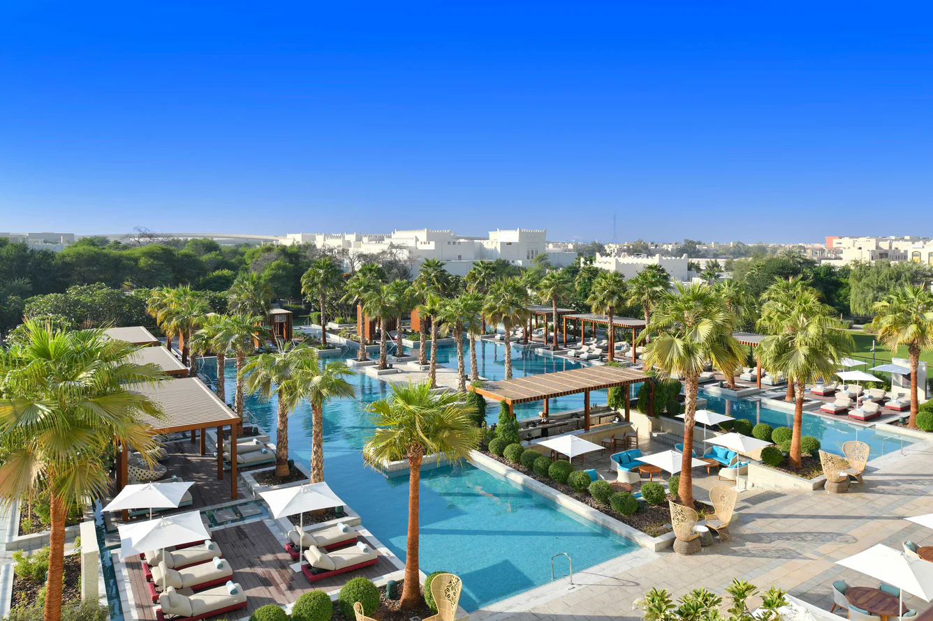 al-messila,-a-luxury-collection-resort-&-spa,-doha-qatar-3-padel-courts-doha-property2.jpg