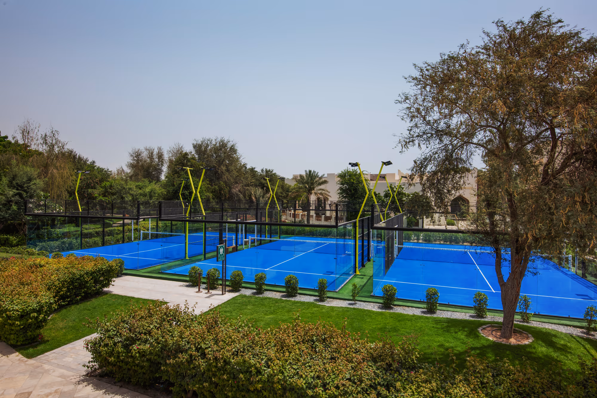 al-messila,-a-luxury-collection-resort-&-spa,-doha-qatar-3-padel-courts-doha-hero.jpg