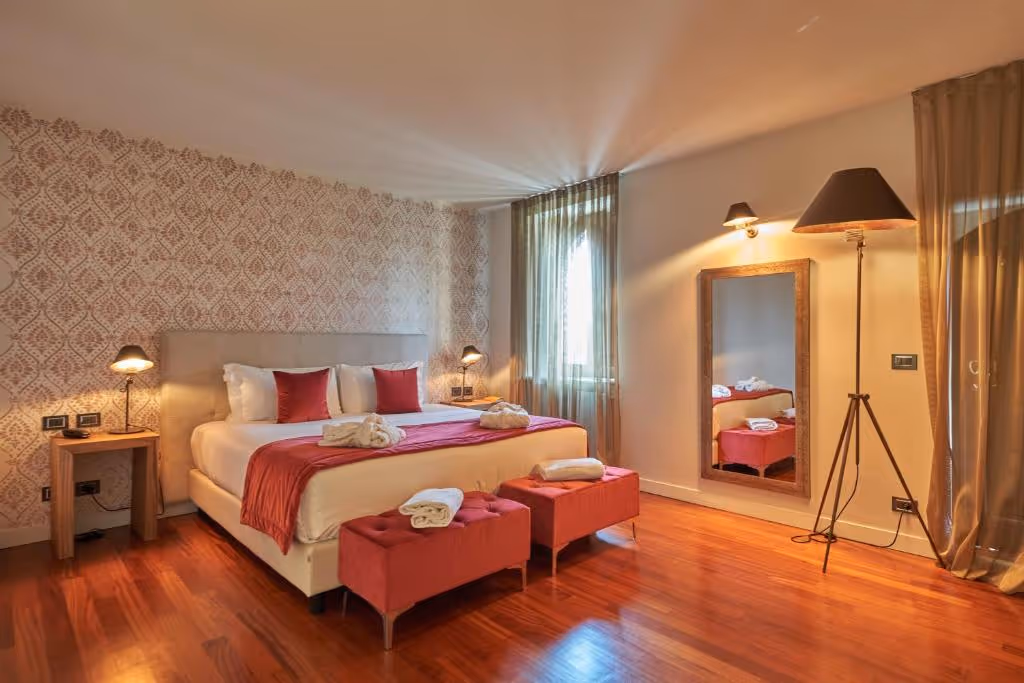 RelaisSantoStefano-Italy-6-Sandigliano-property2.jpg
