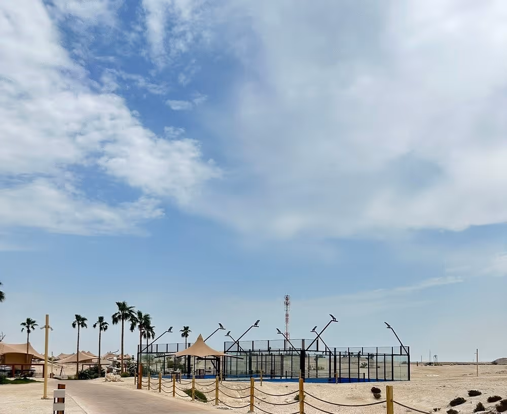 our-habitas-ras-abrouq-qatar-2-padel-courts-dukhan-court1.jpg